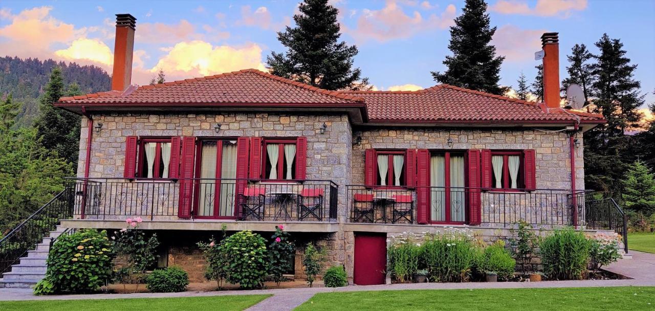 Φιλοξένια Studios Vitina Bagian luar foto