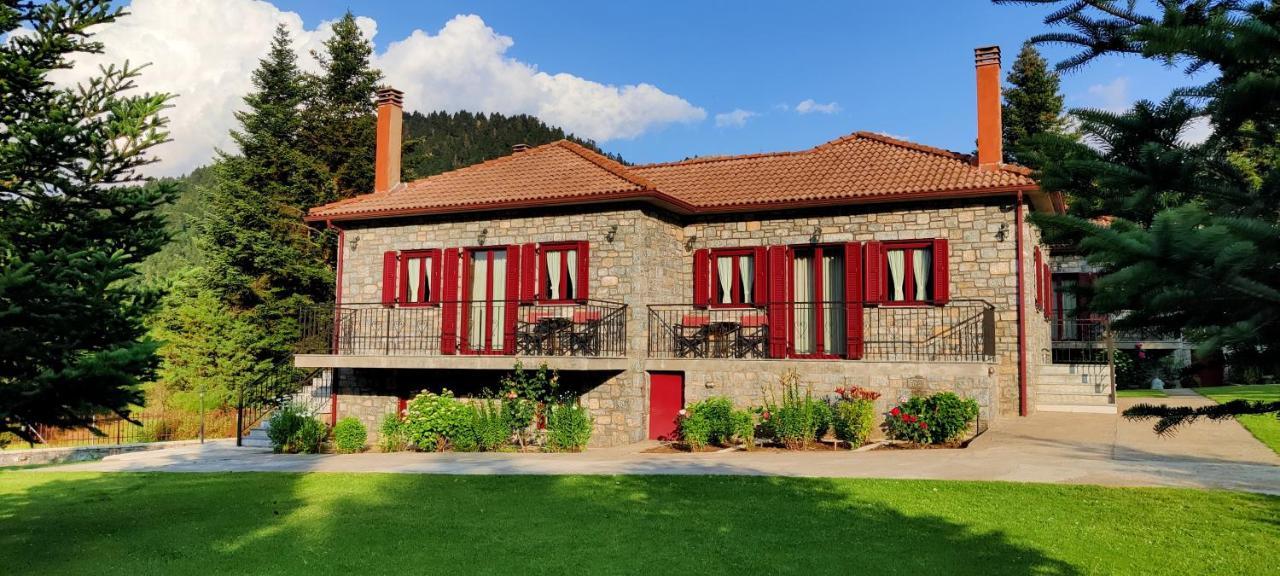 Φιλοξένια Studios Vitina Bagian luar foto