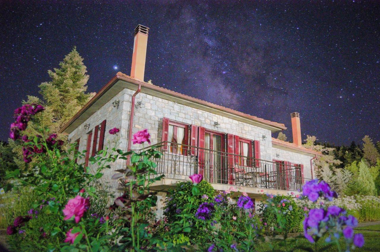 Φιλοξένια Studios Vitina Bagian luar foto